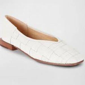 Frye Claire White Woven Loafers